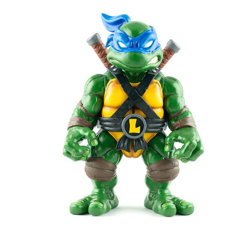 TMNT Leonardo Vinyl Figure 25cm by Mondo