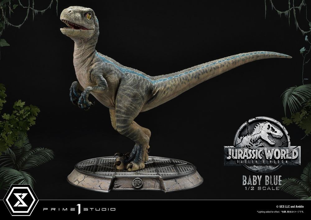 Jurassic World: Prime 1 Studio Baby Blue Velociraptor Statue