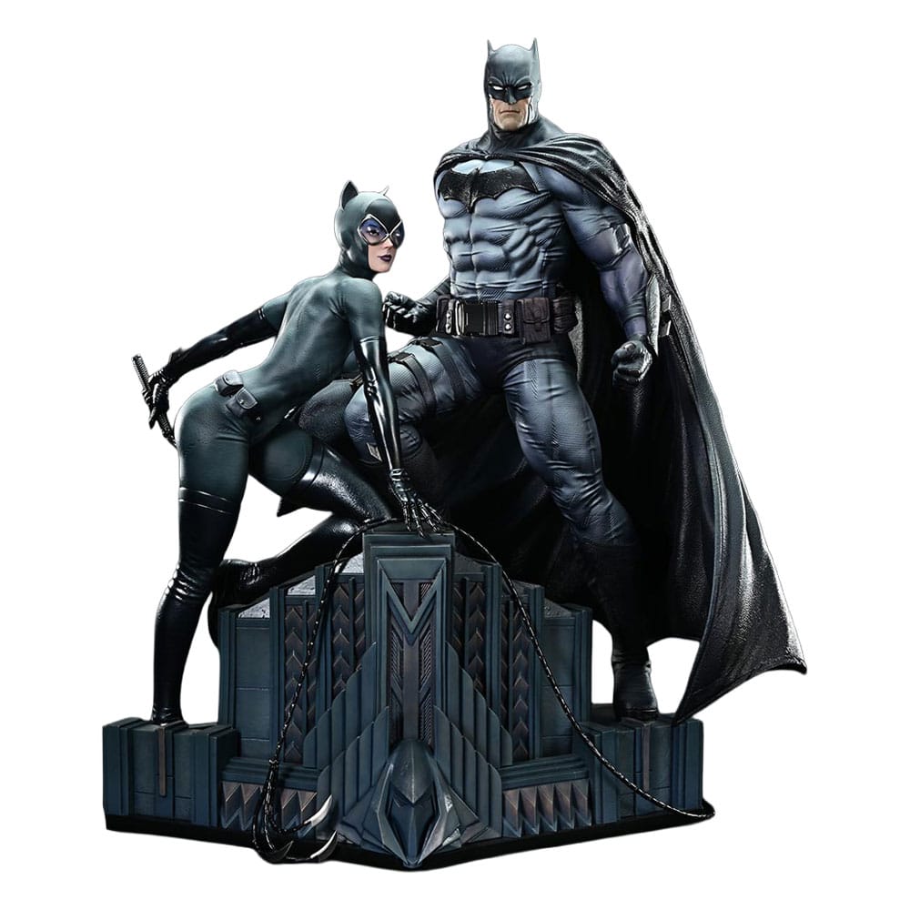 DC Comics Batman & Catwoman 1/4 Statue- Ultimate Premium Masterline, Bonus Version