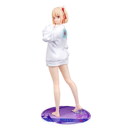 Lycoris Recoil 1/7 Chisato Nishikigi Statue: Oversized Sweatshirt Edition
