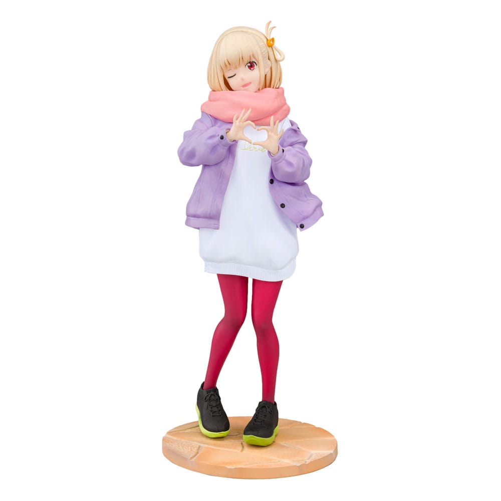 Lycoris Recoil PVC Statue - Chisato Nishikigi Winter Version (23 cm)
