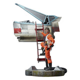 Star Wars Premium Statue: Luke Skywalker & X-Wing by Sideshow
