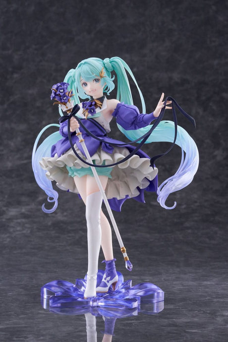 Hatsune Miku Birthday 2024 AMP PVC Statue - 21cm