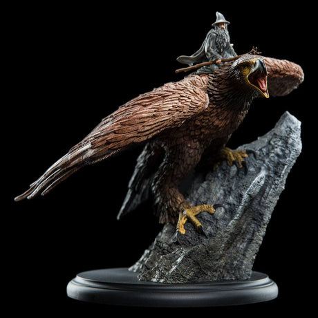 Lord of the Rings: Gandalf on Gwaihir 15 cm Statue from Weta Workshop
