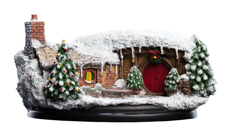 Hobbit '35 Bagshot Row' Christmas Edition Statue by Weta Workshop