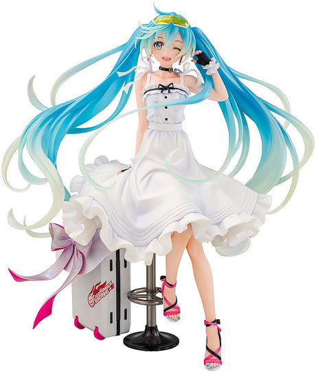 Hatsune Miku 2021 GT Project Vacation Style PVC Statue (24 cm)