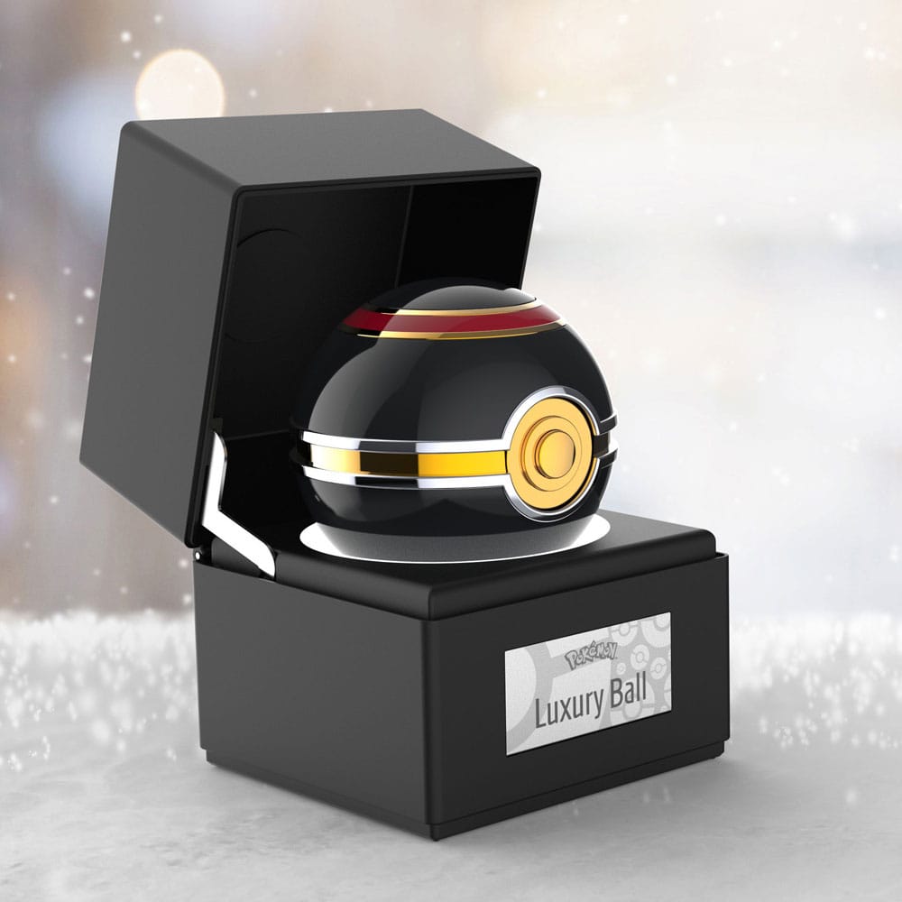 Pokémon Luxury Ball Die-cast Replica by Wand Company